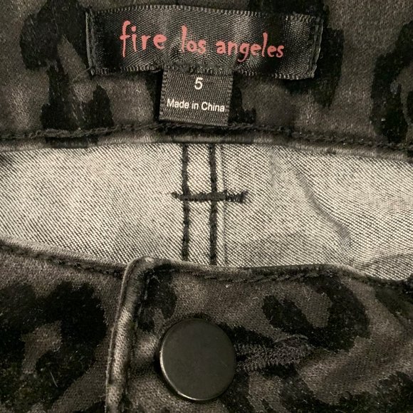 Fire LA ladies black velvet leopard jeans - Picture 6 of 6